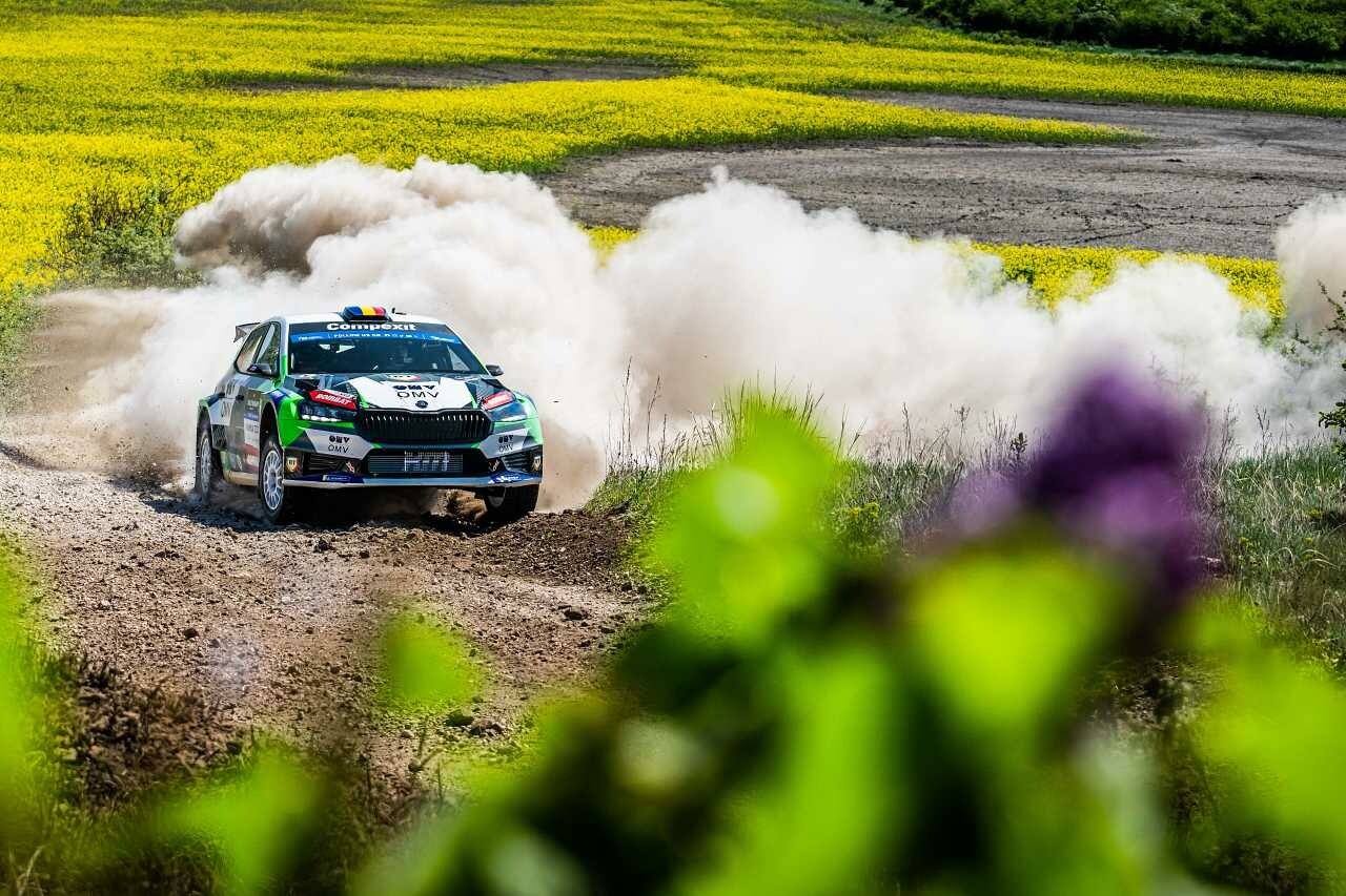 シモーネ・テンペスティーニが初優勝。マックス・マクレーもJr.部門を制覇／ERC開幕戦