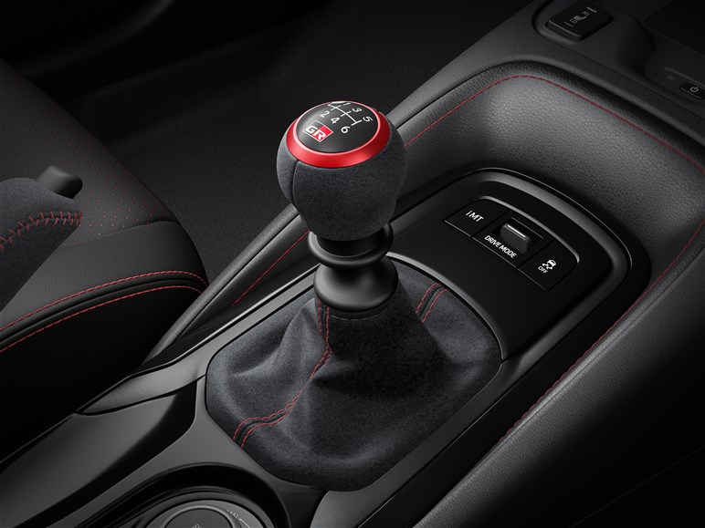新型「GRカローラ」は最後の“純ガソリンホットハッチ”に？ 2.0リットル直4ターボで400PS超の可能性