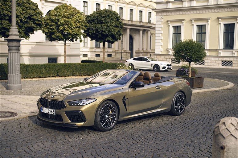 【初撮影】BMW「スカイトップ」のフルヌード版が美しすぎた。限定50台は完売、プレミア価格は2億円以上に