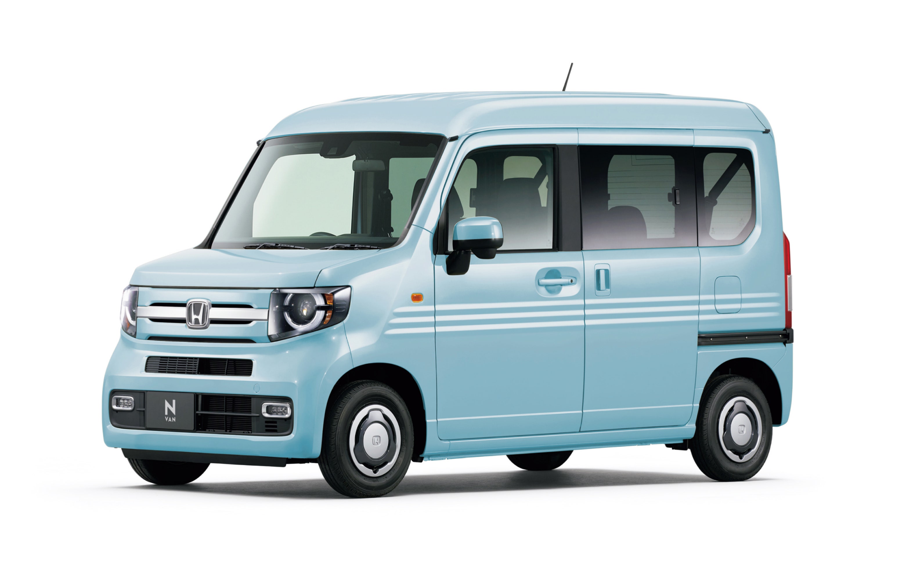 日本の商用車は侮れない 新型n Van登場 Gq Japan 自動車情報サイト 新車 中古車 Carview