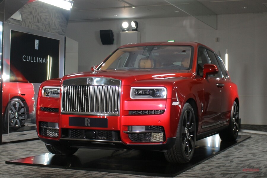 実車画像 ロールス・ロイス・カリナン日本仕様 写真30枚