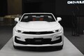 カマロがより精悍に、より便利に！ 改良新型が東京オートサロンのシボレーブースに登場