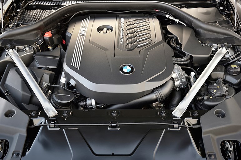 新型BMW Z4はトヨタコラボの突然変異。スープラと2択も悩ましい!?