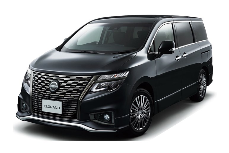 【1000万円超え】でも欲しい「アルファードPHEV」の敵は「CX-80」。価格や装備を徹底比較