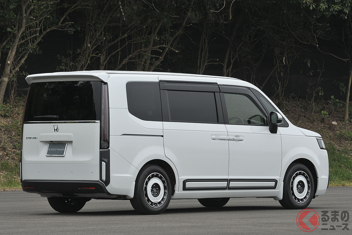 車中泊 本気仕様の新型 ステップワゴン がイカす ギア感強調のアウトドア仕様が幕張メッセに登場 くるまのニュース 自動車情報サイト 新車 中古車 Carview
