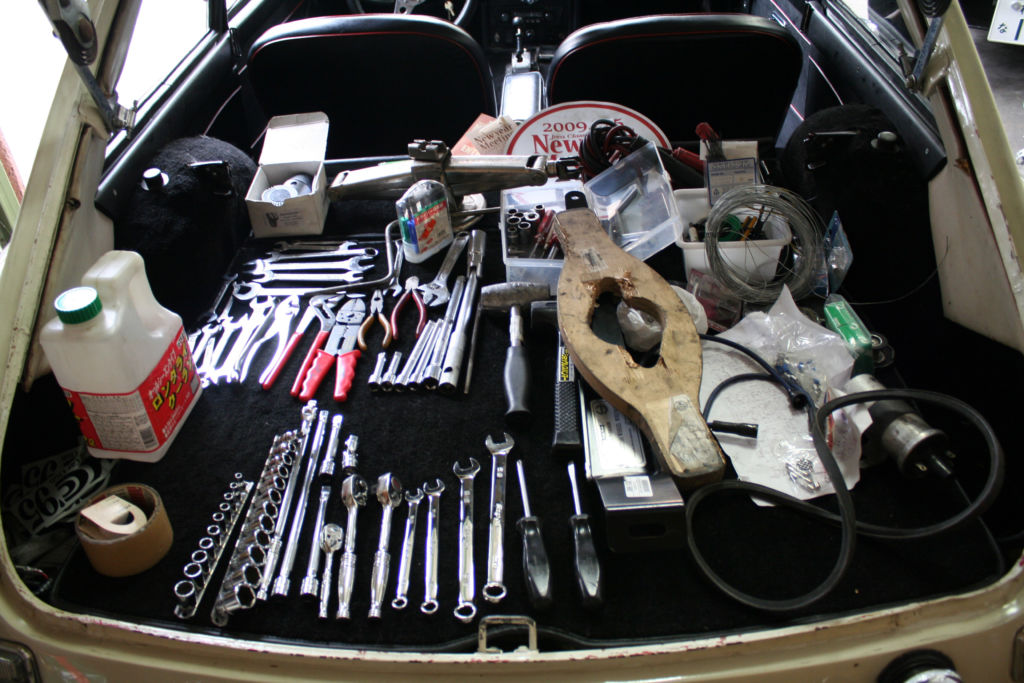 今後 旧車に乗りたい と思っている方こそ揃えておきたい工具や装備品とは 外車王soken 自動車情報サイト 新車 中古車 Carview