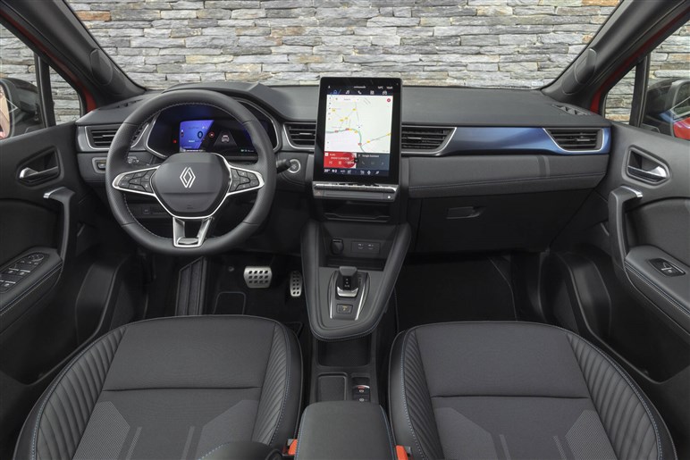 【13年ぶりの復活】三菱が新型コンパクトSUV「グランディス」を発表。ルノーのOEMで欧州市場に年内投入へ