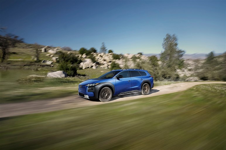 スバル新型EV「トレイルシーカー」登場 日本導入は2026年、価格は750万円前後か？