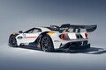 フォードGTの真の実力を追求しパフォーマンスを極限まで高めた「フォードGT MKII」が公開