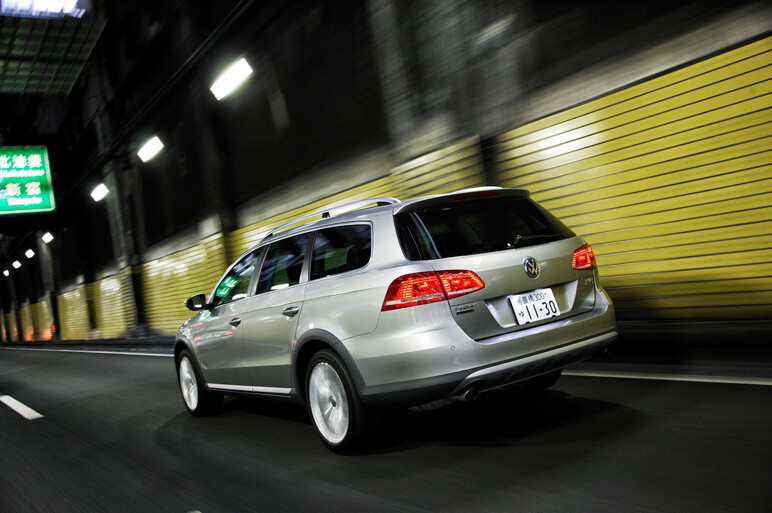 パサート待望の4WD、オールトラック速攻試乗