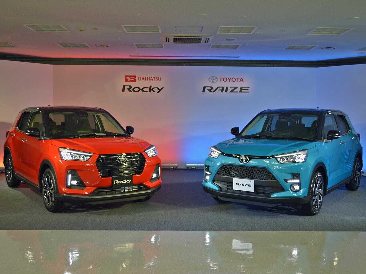 【ニューモデル写真蔵】ダイハツ ロッキーとトヨタ ライズ「5ナンバーサイズにおさまるコンパクトSUV」