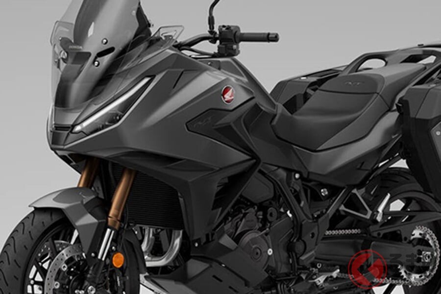 ホンダの「新スポーツツーリングバイク」が登場！ シャープなフロントマスクと充実装備の「NT1100」新型モデルを欧州で発表 新色採用でさらにエレガントに