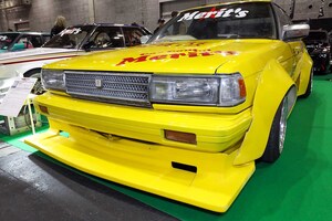 鳥●族公認!? 族車仕様トヨタGX71型「チェイサー」降臨！ アソビ心全開のオバフェン・デッパの日本独自のカスタムカーに海外ファンの注目集まる！
