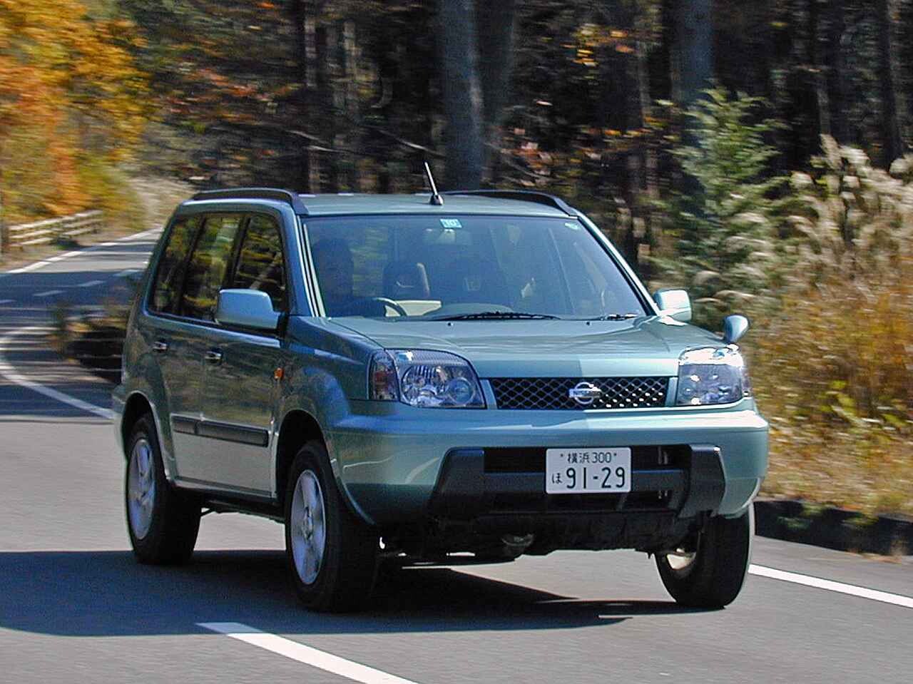 【懐かしの国産車 03】日産 エクストレイルは「オジサン」でも乗りたくなるライト感覚のSUVだった