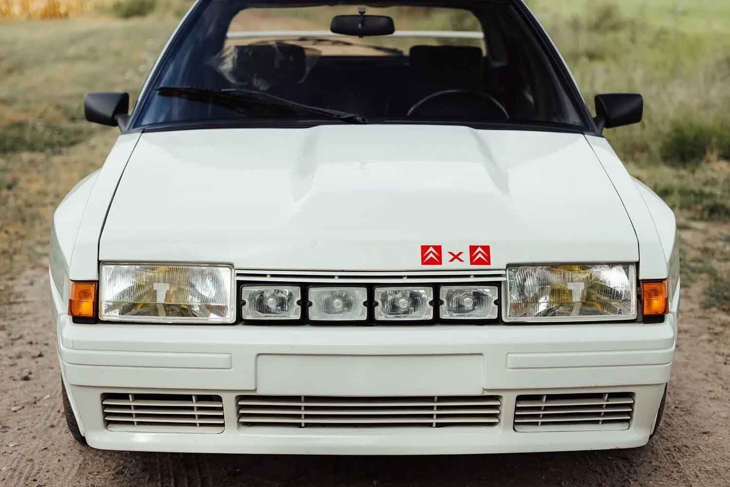 走行197km“新車級”のシトロエンWRCグループBホモロゲモデル「BX 4TC」がまさかの流札！約1370万円と格安価格で販売された理由とは