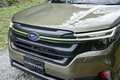 スバル新型「フォレスター」最安グレードが「400万円ちょい」!? 豪華装備モリモリ＆初の本格ハイブリッド搭載！ 値上げしても“意外とオトク”な訳とは？