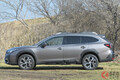 タフ顔強調!? 初公開のスバル新型SUV「アウトバック」は黒パーツ大幅増でどう進化？ 2022年秋に米国発売