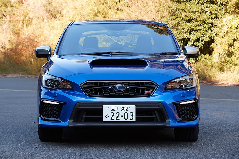 WRX STIとシビック タイプRをサーキットでガチ対決させる