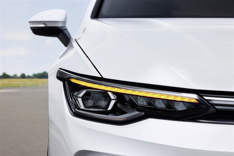【君子は豹変す】VW新型「ゴルフ“8.5”」試乗。ネガを克服し「やっぱり素晴らしい」と思わせる出来だった