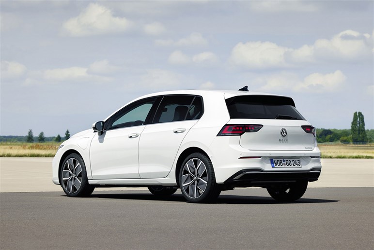 【君子は豹変す】VW新型「ゴルフ“8.5”」試乗。ネガを克服し「やっぱり素晴らしい」と思わせる出来だった