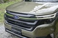 【スバルらしくない】新型「フォレスター」はなぜ顔つきが変わったのか？ 「デザイン優先」の開発思想で挑んだ理由とその成果とは