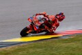 MotoGPドイツ予選｜雨のザクセンリンク、マルケス兄躍動し6年ぶりポールポジション。ザルコ2番手食らいつく