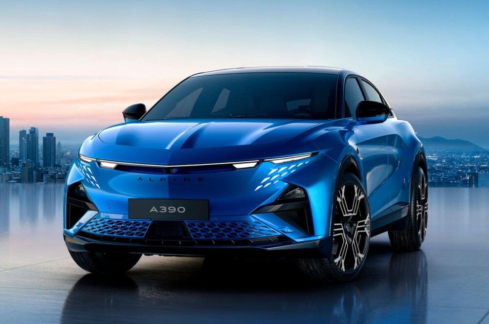 アルピーヌ新型『A390』正式発表　ブランド初のSUV、約1100万円から年内受注開始　欧州