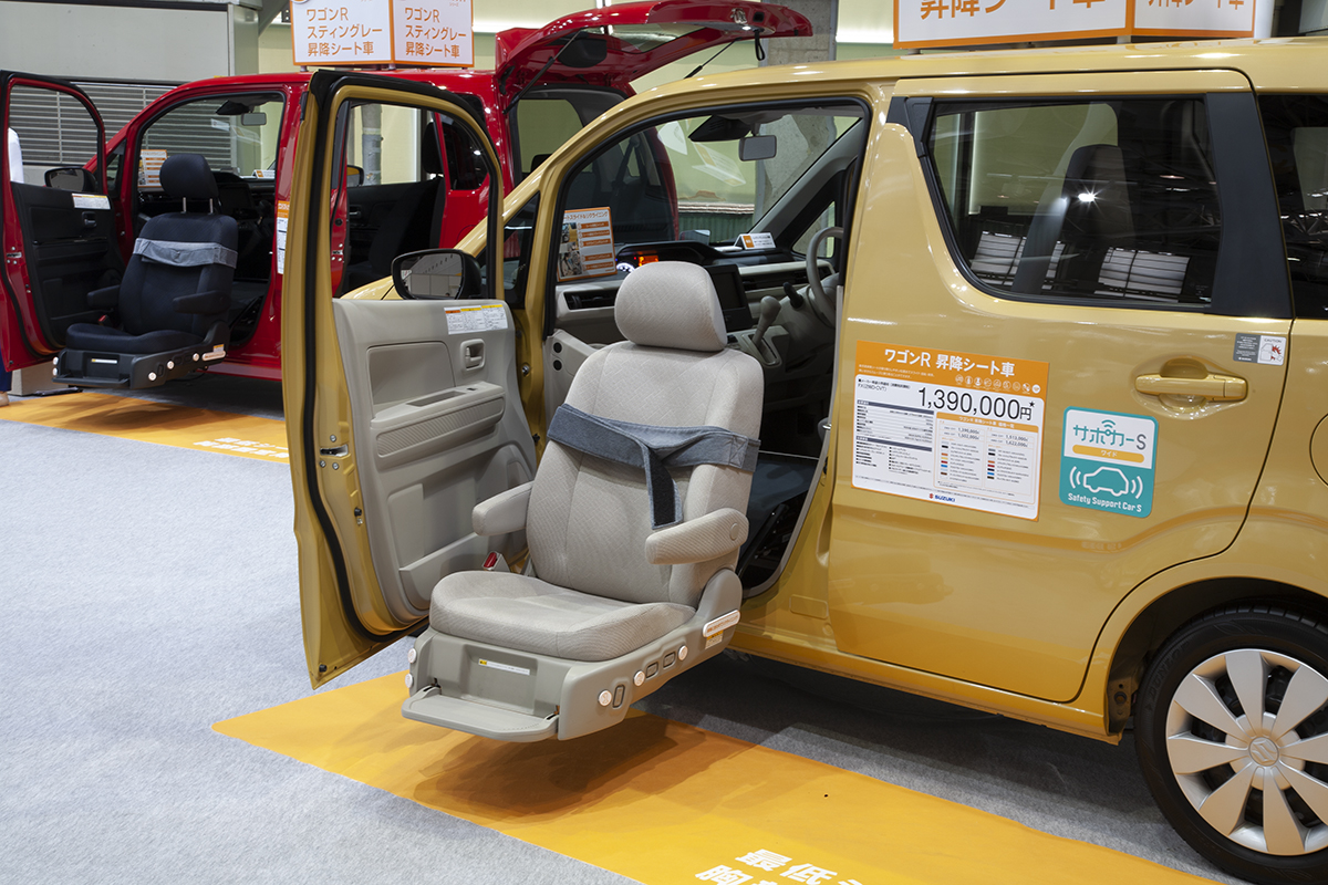 今の福祉車両は 障がい者向け だけではない 高齢者 目線がクルマを進化させる Auto Messe Web 自動車情報サイト 新車 中古車 Carview