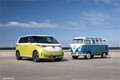 ワーゲンバスが復活だ！ VWの新型電動ミニバン「ID.Buzz」が遂に上陸！ ロングホイールベースで7人乗りの設定も【新車ニュース】