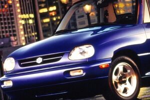 キワモノ過ぎたSUV「オシャレじゃない！ 荷物載らない！ 力もない！」ただ珍車すぎて価格高騰って本当？