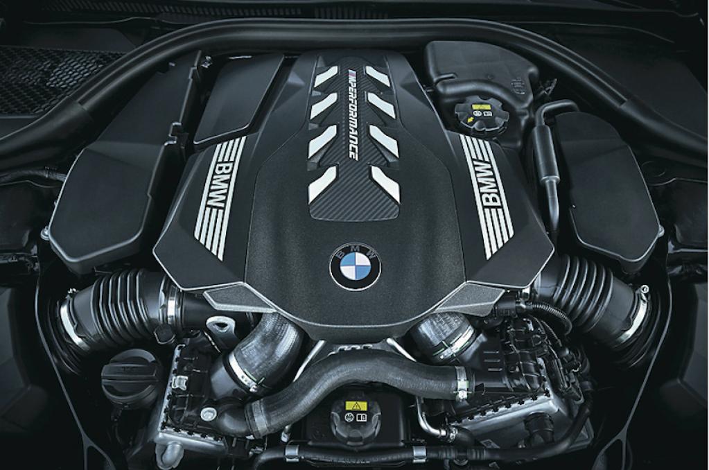 BMW史上最高の開放感！ 8シリーズ・カブリオレ