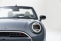 数少ない4人乗りのオープンカー！　新型「ミニ クーパー コンバーチブル」発売　納車は来年から