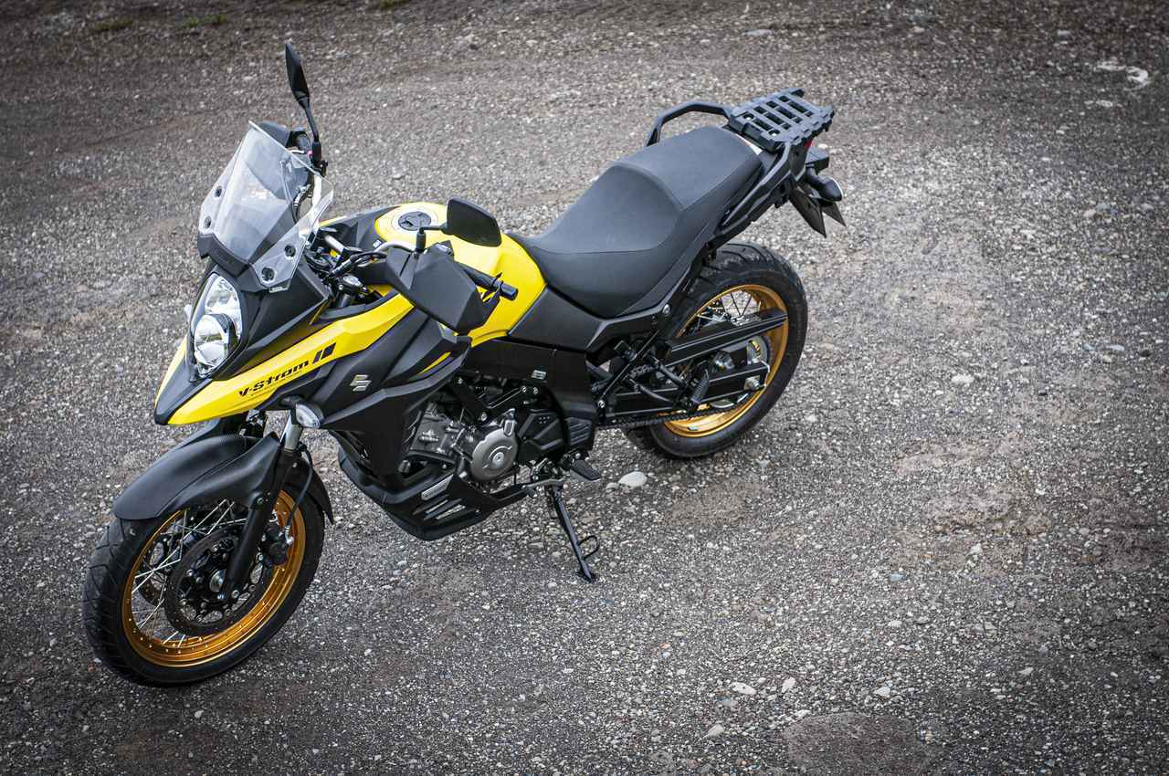 オフロードで乗り込むほど身体の一部に スズキ Vストローム650xt は 冒険バイク としてのひとつの答え 個人的スズキ最強説 Suzuki V Strom650 Xt 試乗インプレ オフロード編 Webオートバイ 自動車情報サイト 新車 中古車 Carview