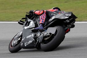 【MotoGP】アプリリアがMotoGPマシンに”ブロウンディフューザー”搭載！？　セパンテストで見せた空力への挑戦