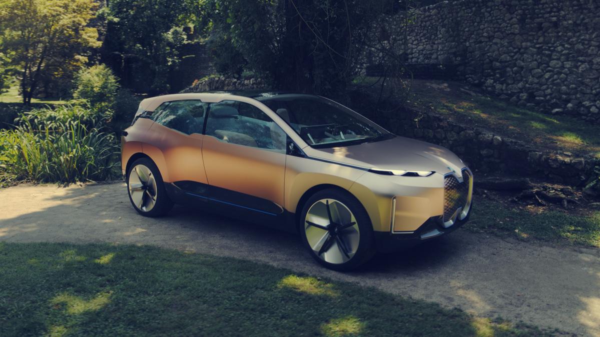 BMW：次世代コンセプトカー “ビジョン iNEXT”を発表