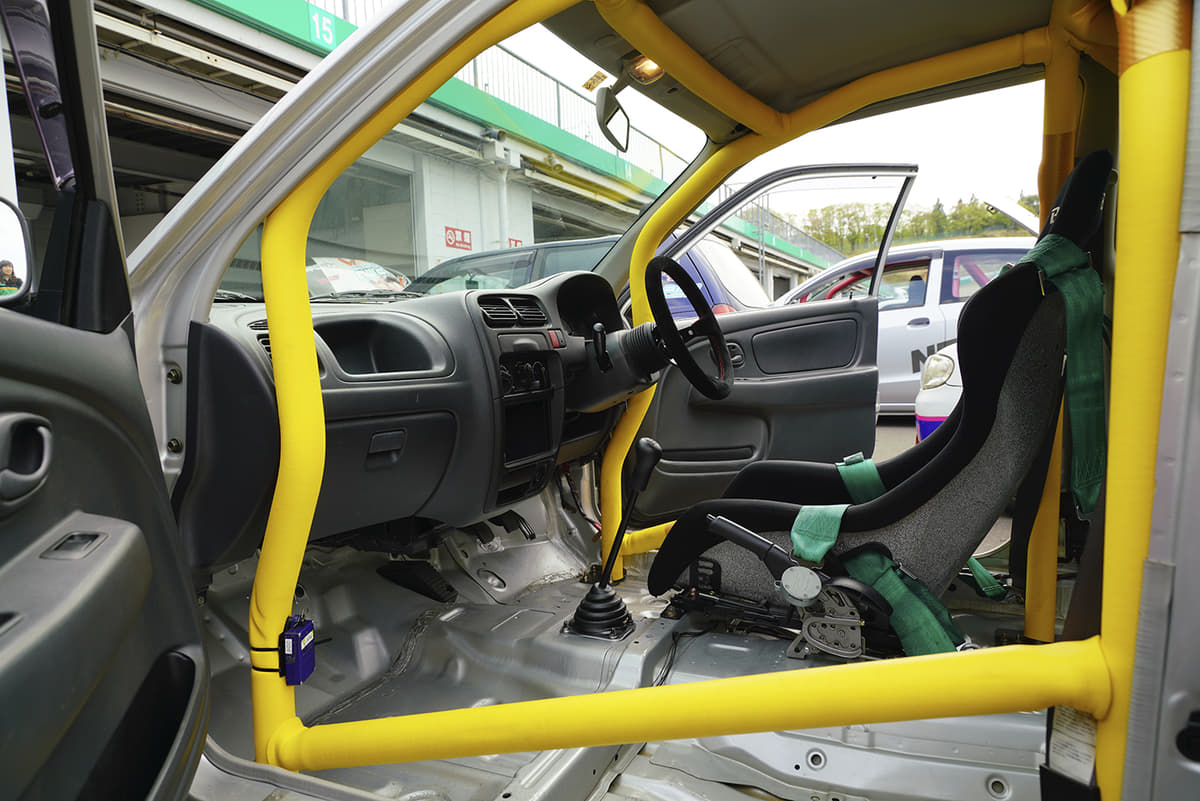 最近ドレスアップ派も熱視線 車内にパイプを張り巡らせる ロールケージ の意外な効果とは Auto Messe Web の写真 6ページ目 自動車情報サイト 新車 中古車 Carview
