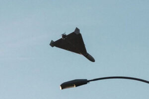 ロシア軍の「悪名高い無人機」の保管庫が破壊される ウクライナが“波状攻撃”の様子を公開