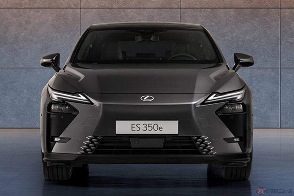 新しい時代のサルーンに進化！ レクサスが欧州市場で「ES」の新型モデルを発表