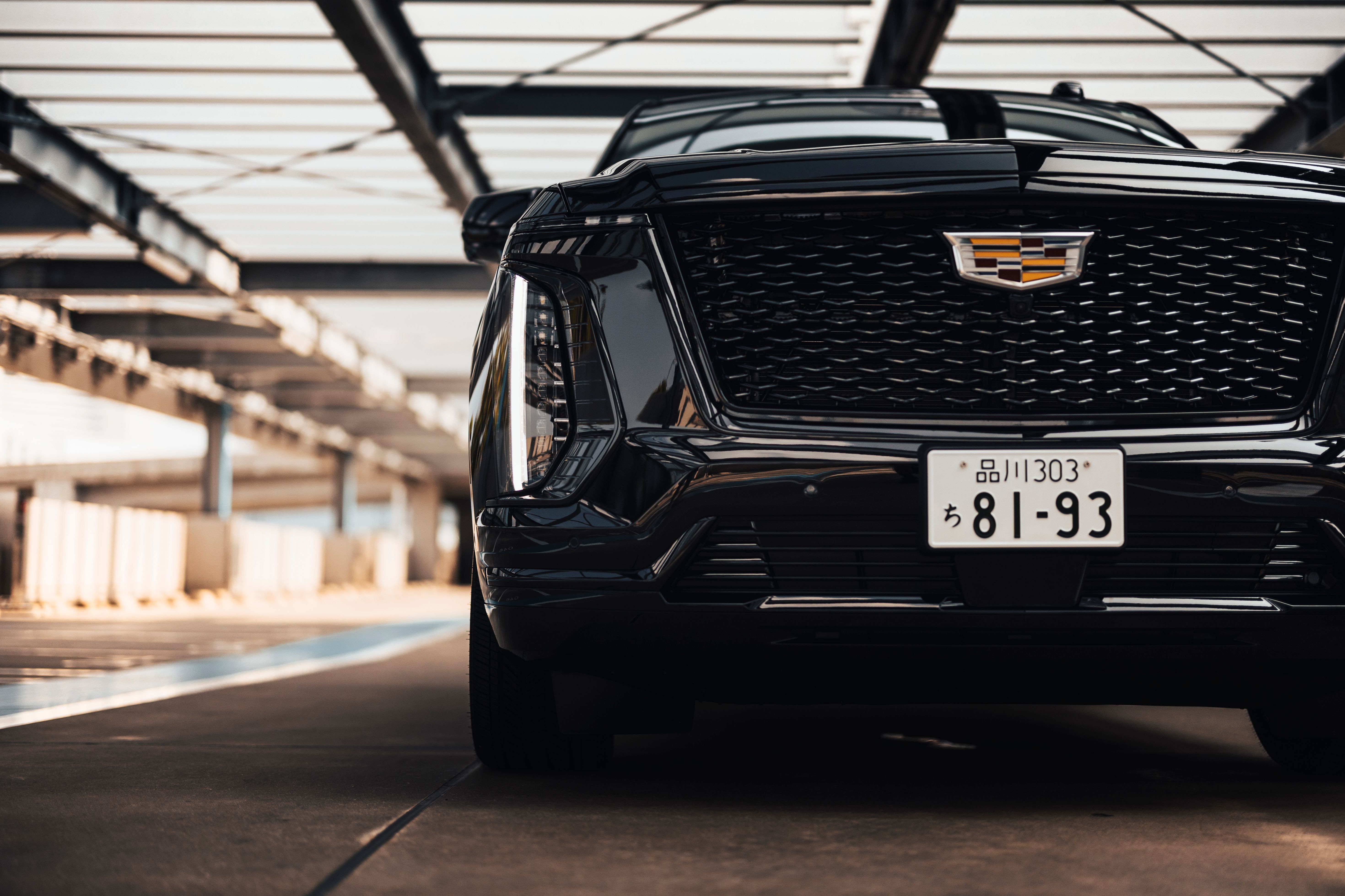 ラグジュアリーフルサイズSUVのパイオニアだからこその完成度──新型キャデラック エスカレード スポーツ試乗記