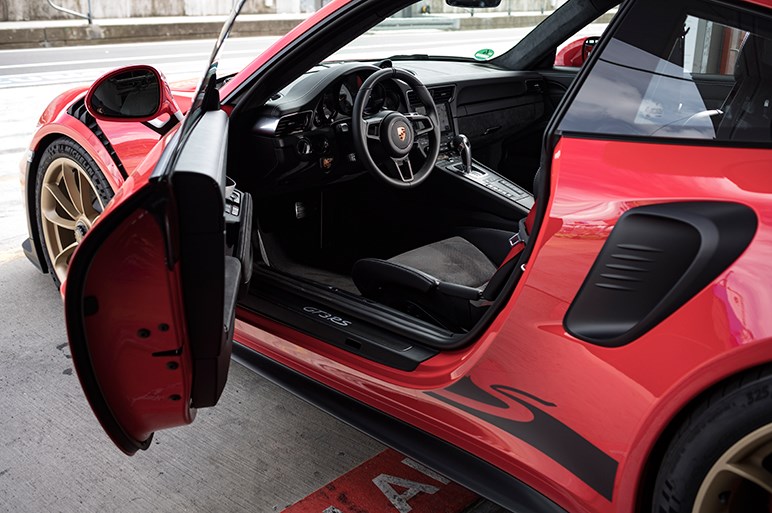 自然吸気911の最高峰、GT3 RS試乗。伝統の硬派な走りは健在