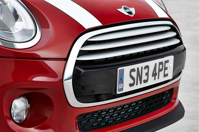 三代目ミニがワールドプレミア。スペック情報も