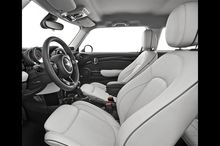 三代目ミニがワールドプレミア。スペック情報も