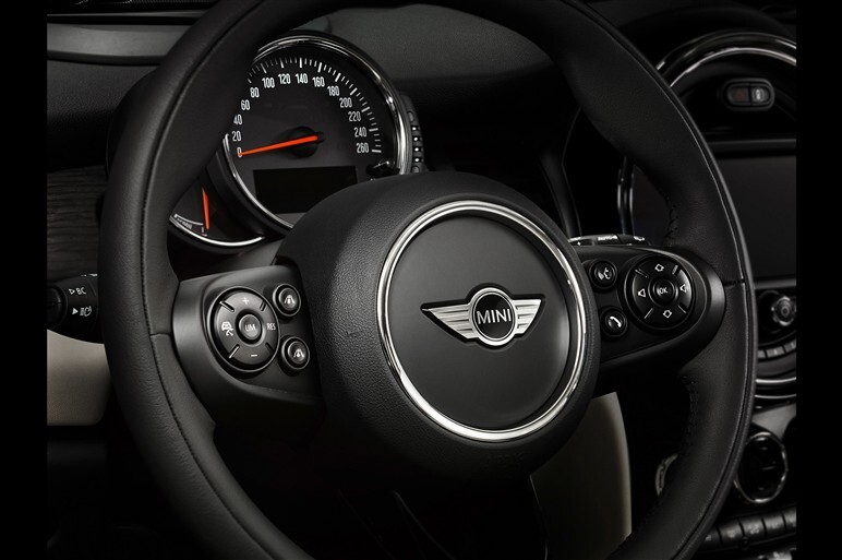 三代目ミニがワールドプレミア。スペック情報も