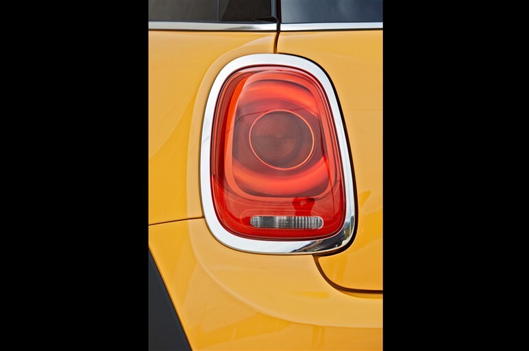 三代目ミニがワールドプレミア。スペック情報も