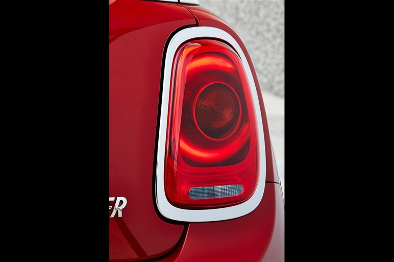 三代目ミニがワールドプレミア。スペック情報も