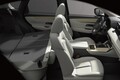 マツダの新型SUV「CX-70」登場！ 本命「CX-80」はどうなる？【写真でチェック】