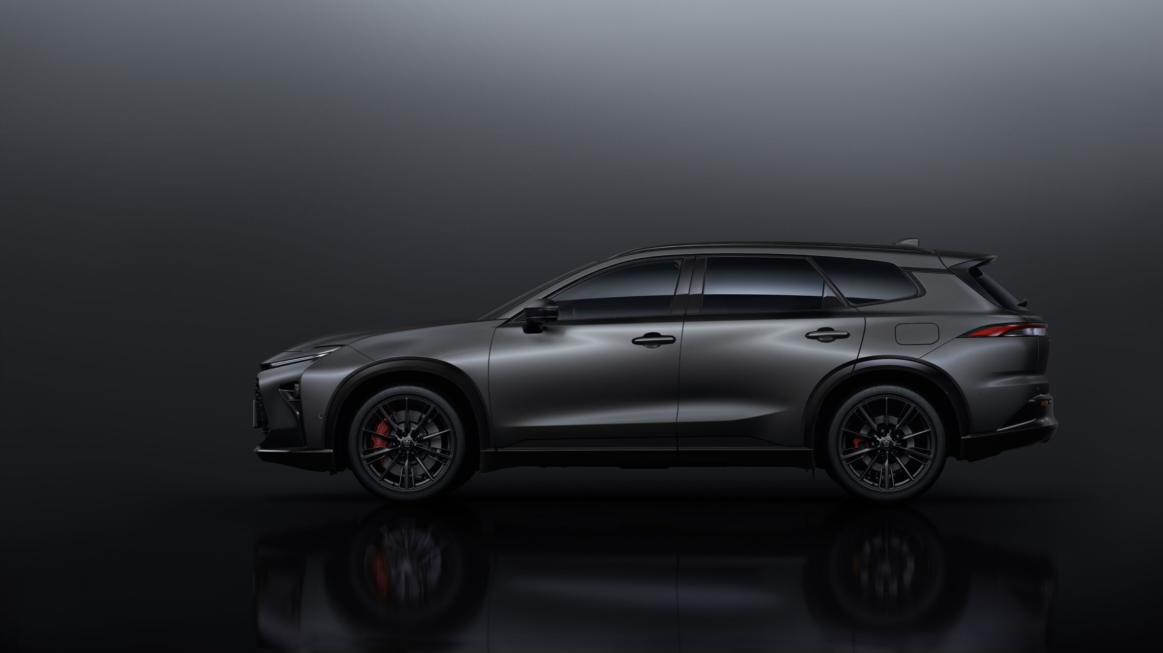 新型トヨタ クラウン・エステートに、マットな特別仕様が出た！──GQ新着カー
