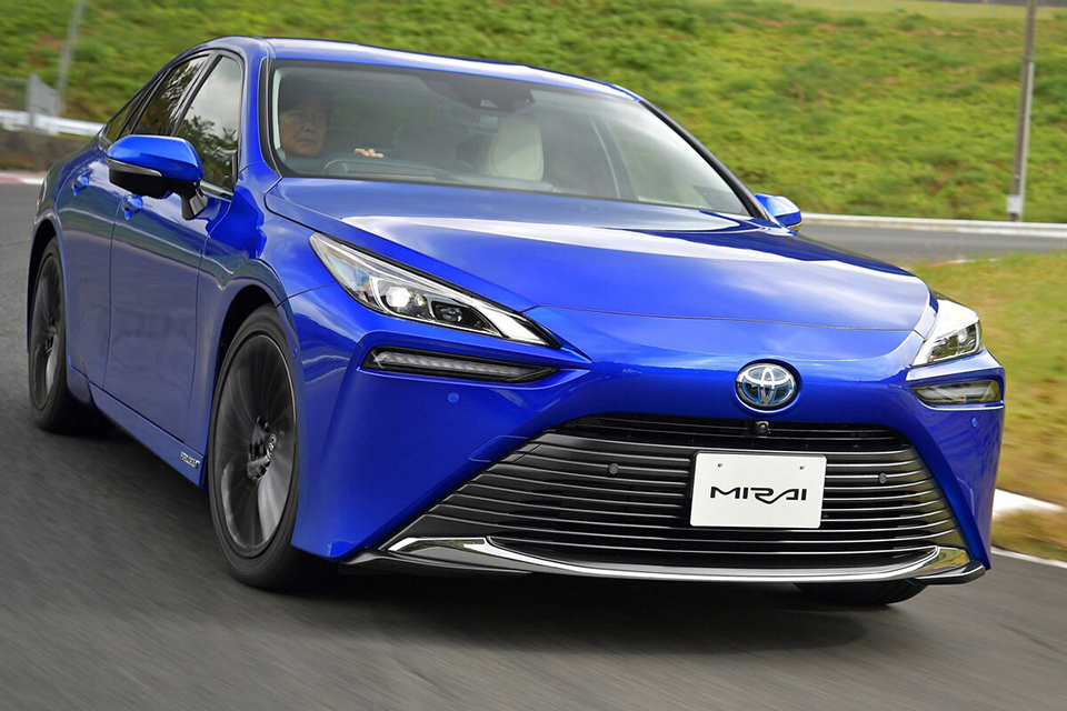クラウンじゃなくてセルシオ級 新型miraiの実力と課題 ベストカーweb 自動車情報サイト 新車 中古車 Carview