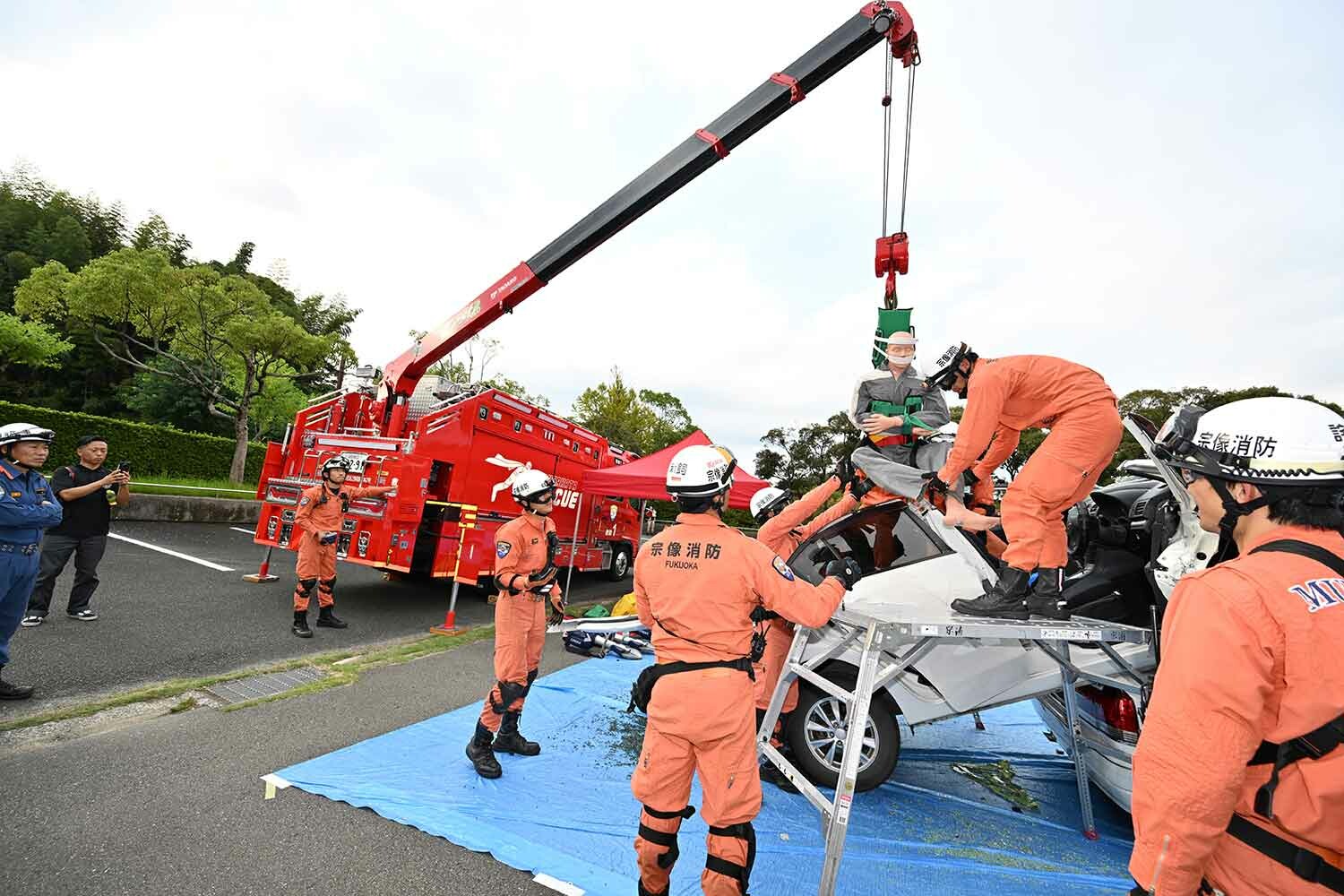 ラリージャパンに向けてオフィシャルも準備万端！　クラッシュ時の乗員を守るレスキュー訓練の中身とは