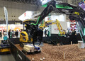 「か、簡単だ……」 ワンタッチで交換できる建機の「アタッチメント」がスゴすぎた件 気分は特撮!?